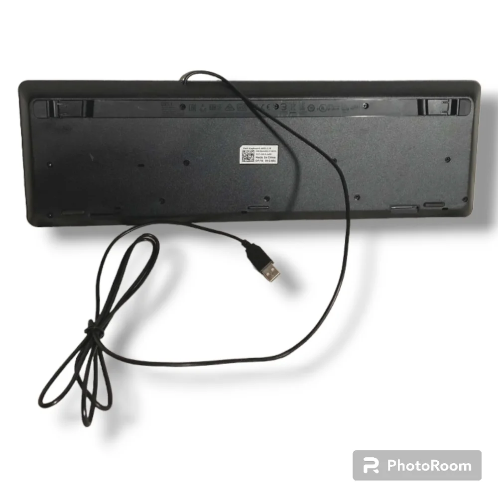 EUC Black Dell Wired USB Keyboard Model No. KB212-B with Risers